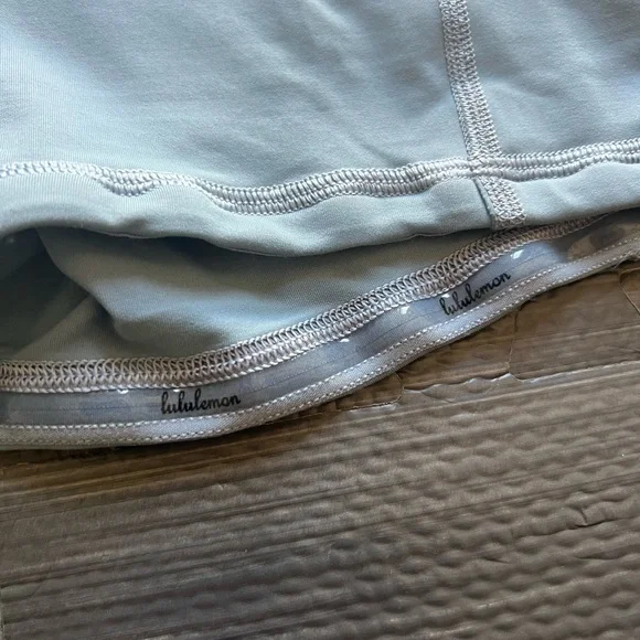 Lululemon Pace Rival Skirt in Chambray Size 6 Regular - Picture 5 of 8